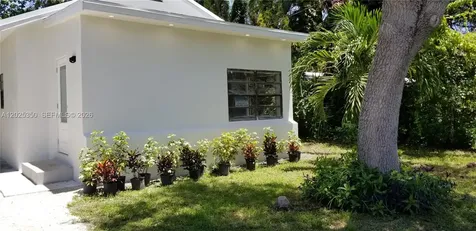 2465 NE 184th Street North Miami Beach FL 33160