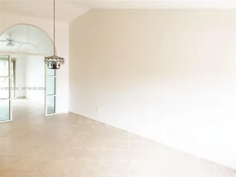 15570 SW 76th Lane Miami FL 33193