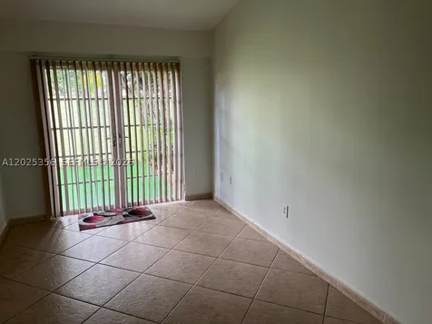 15570 SW 76th Lane Miami FL 33193