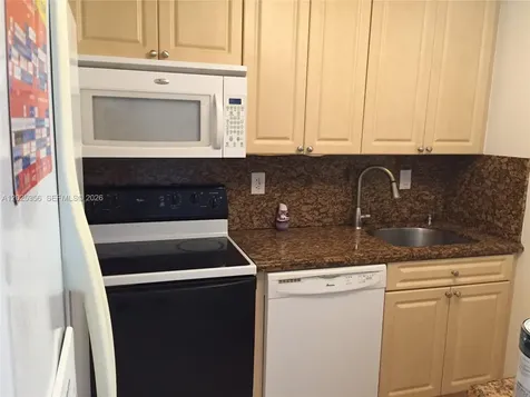 15570 SW 76th Lane Miami FL 33193