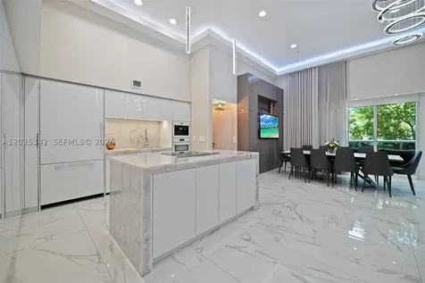 1800 S Ocean Drive Hallandale Beach FL 33009