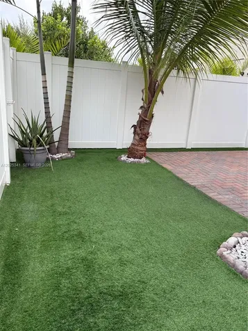 11384 W 34th Way Hialeah FL 33018
