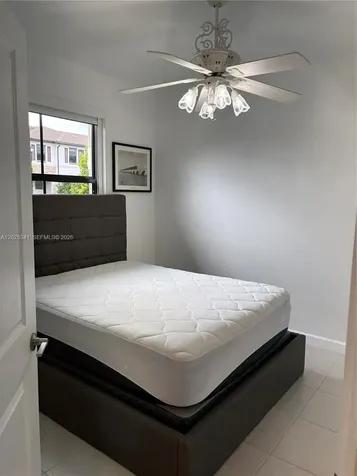 11384 W 34th Way Hialeah FL 33018