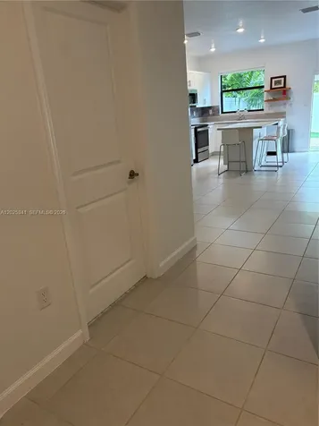 11384 W 34th Way Hialeah FL 33018