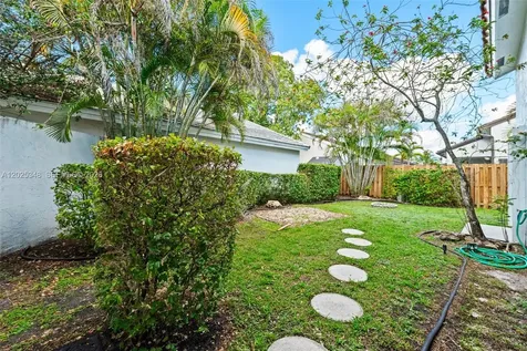 5901 Chester Lane Davie FL 33331