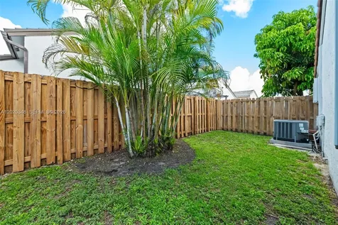 5901 Chester Lane Davie FL 33331