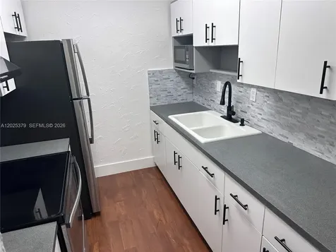 10834 N Kendall Drive Miami FL 33176
