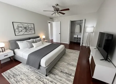 10834 N Kendall Drive Miami FL 33176