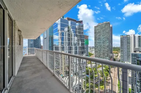 1200 Brickell Bay Drive Miami FL 33131
