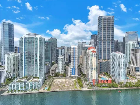 1200 Brickell Bay Drive Miami FL 33131