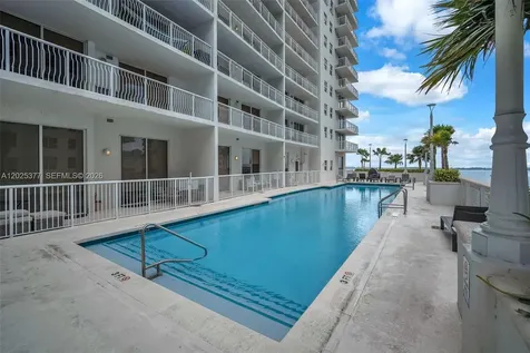 1200 Brickell Bay Drive Miami FL 33131