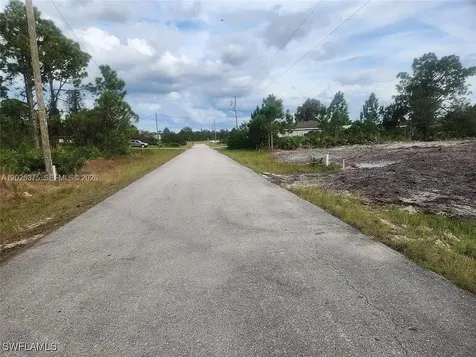2513 43rd Street W Lehigh Acres FL 33971