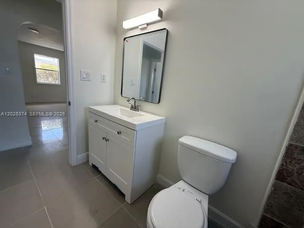 2711 Dewey Street Hollywood FL 33020