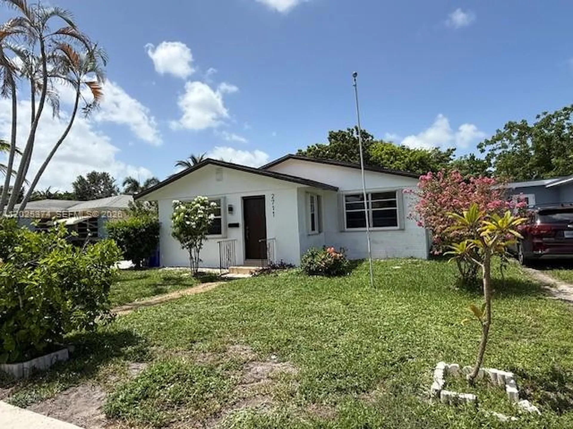 2711 Dewey Street Hollywood FL 33020