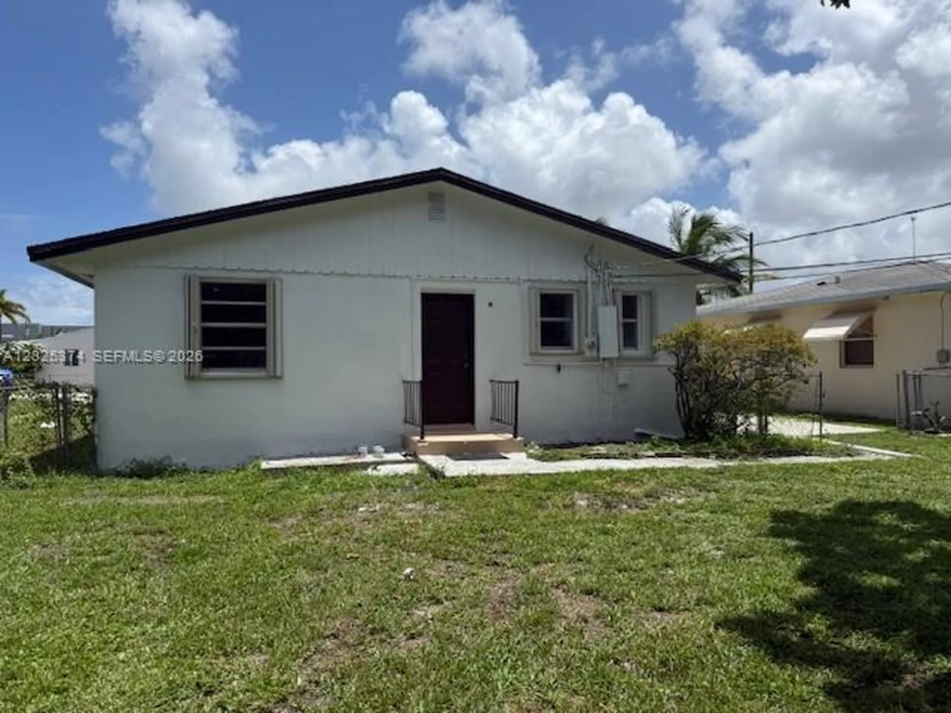 2711 Dewey Street Hollywood FL 33020