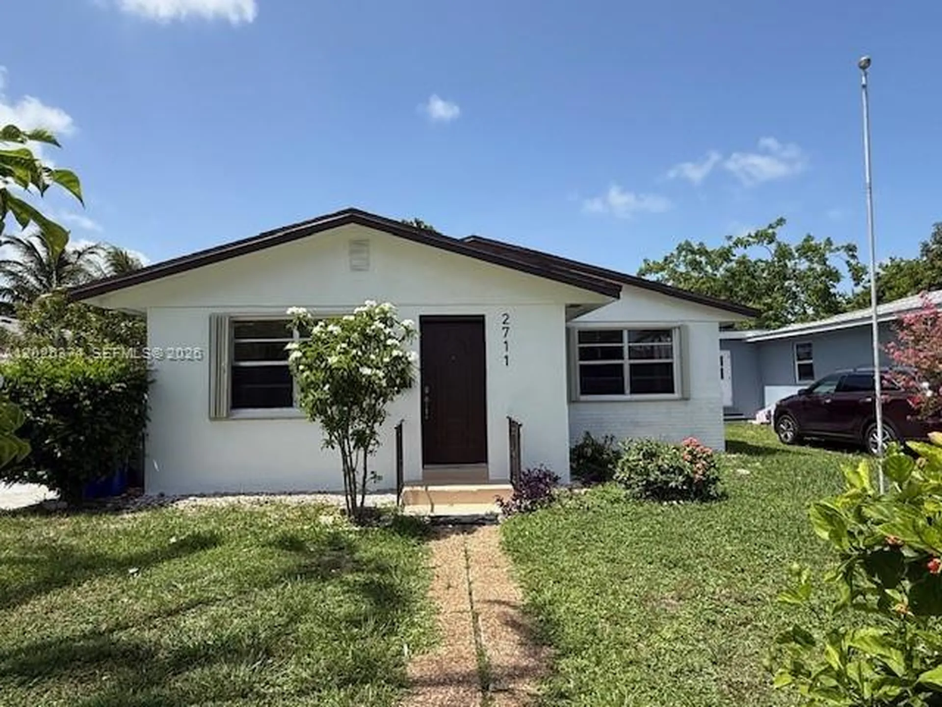 2711 Dewey Street Hollywood FL 33020
