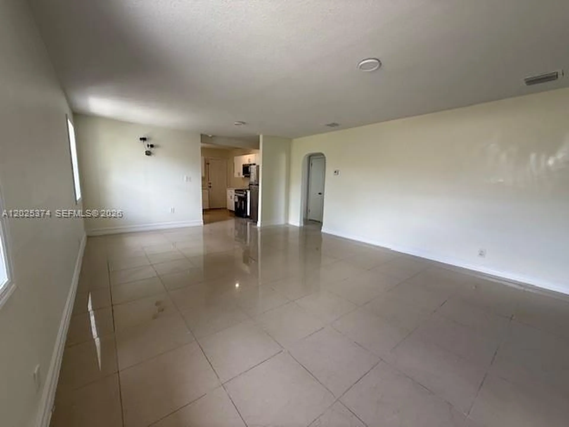 2711 Dewey Street Hollywood FL 33020