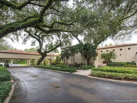 9230 Lagoon Place Davie FL 33324