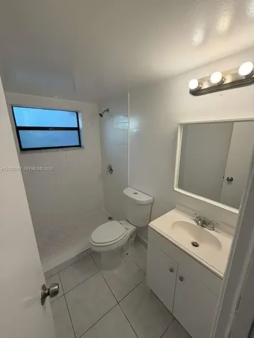 6660 W 26th Court Hialeah FL 33016