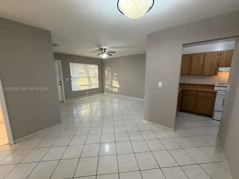 6660 W 26th Court Hialeah FL 33016