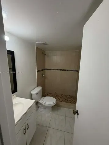 6660 W 26th Court Hialeah FL 33016