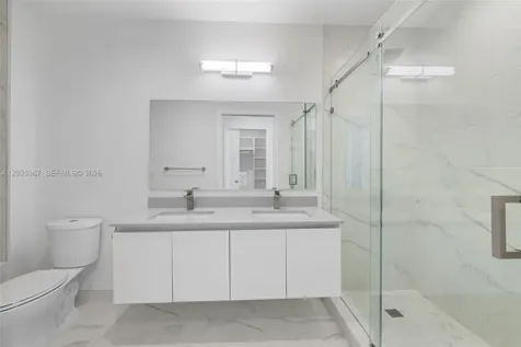 101 Diplomat Parkway Hallandale Beach FL 33009