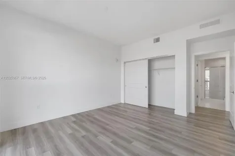 101 Diplomat Parkway Hallandale Beach FL 33009