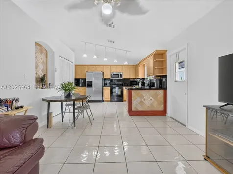 16543 NW 5th Court Pembroke Pines FL 33028