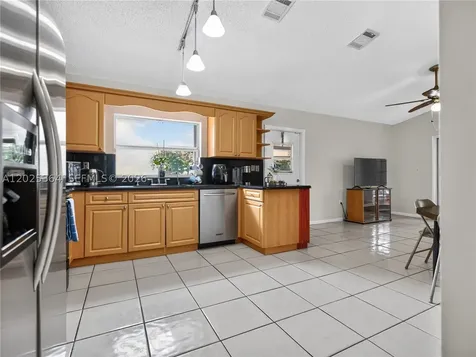 16543 NW 5th Court Pembroke Pines FL 33028