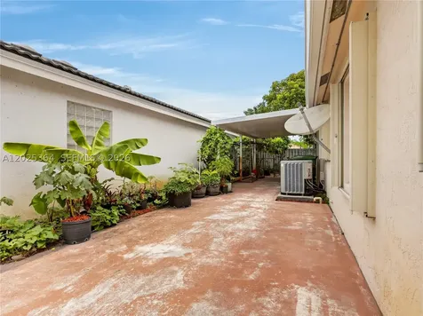 16543 NW 5th Court Pembroke Pines FL 33028