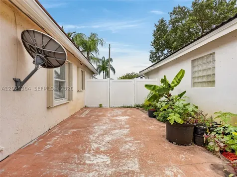 16543 NW 5th Court Pembroke Pines FL 33028