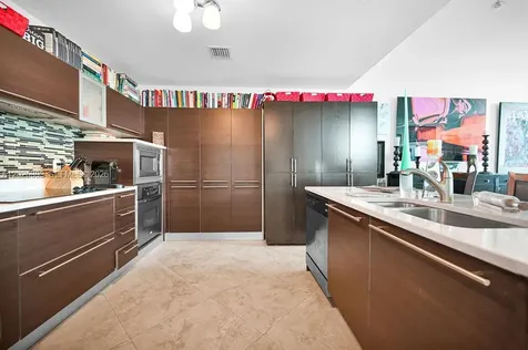 1900 N Bayshore Drive Miami FL 33132
