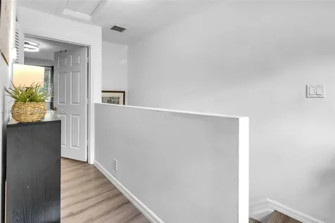212 NE 3rd Street Hallandale Beach FL 33009