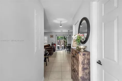 212 NE 3rd Street Hallandale Beach FL 33009