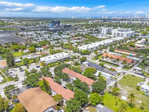 212 NE 3rd Street Hallandale Beach FL 33009