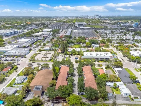212 NE 3rd Street Hallandale Beach FL 33009