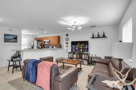 212 NE 3rd Street Hallandale Beach FL 33009