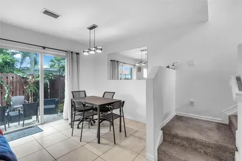 212 NE 3rd Street Hallandale Beach FL 33009