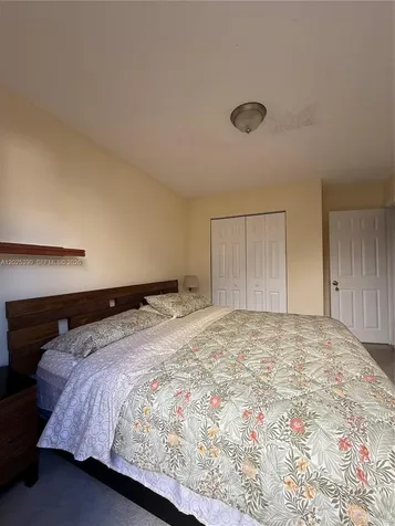 35XX W 75th Place Hialeah FL 33018