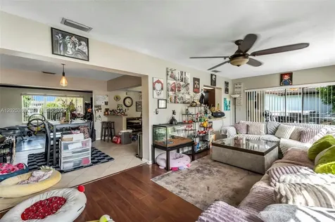 1620 NW 122nd Avenue Pembroke Pines FL 33026