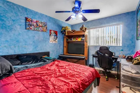 1620 NW 122nd Avenue Pembroke Pines FL 33026