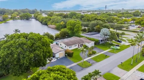 1620 NW 122nd Avenue Pembroke Pines FL 33026