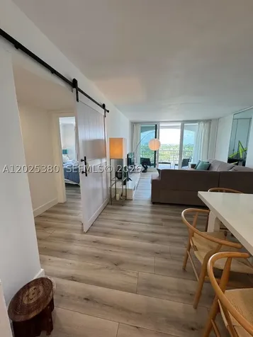 5401 Collins Avenue Miami Beach FL 33140