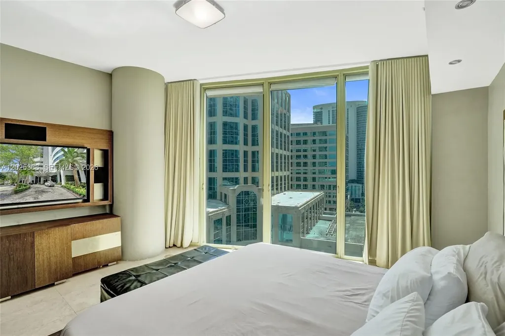 333 Las Olas Way Fort Lauderdale FL 33301