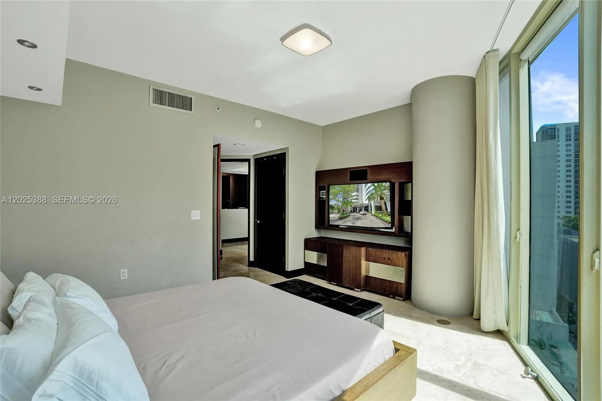 333 Las Olas Way Fort Lauderdale FL 33301