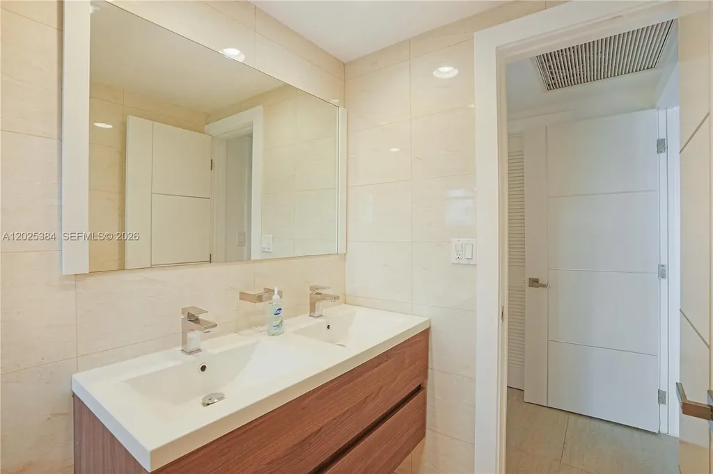 4001 S Ocean Drive Hollywood FL 33019