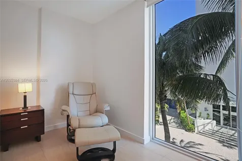 4001 S Ocean Drive Hollywood FL 33019