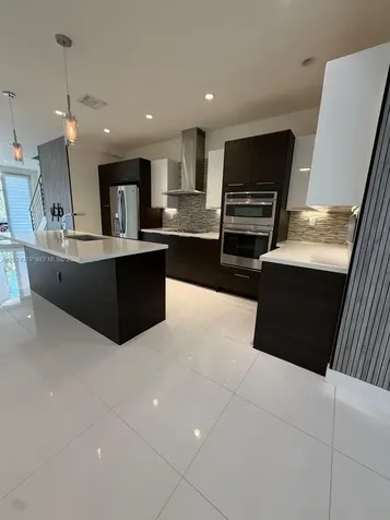 6311 NW 103rd Passage Doral FL 33178