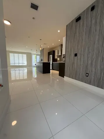 6311 NW 103rd Passage Doral FL 33178
