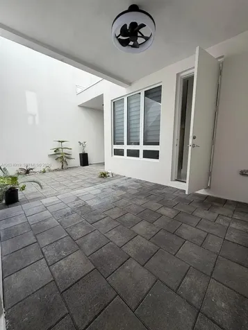 6311 NW 103rd Passage Doral FL 33178